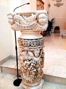 Colonna barocca antica 
